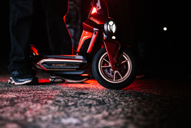 MV AGUSTA RAPIDO SERIE ORO|MVアグスタに新ファミリー「RAPIDO」登場! マグネシウム合金フレームのセリエオロ