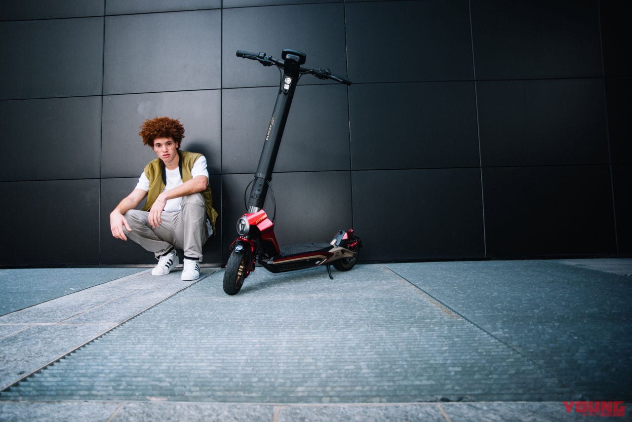 MV AGUSTA RAPIDO SERIE ORO|MVアグスタに新ファミリー「RAPIDO」登場! マグネシウム合金フレームのセリエオロ