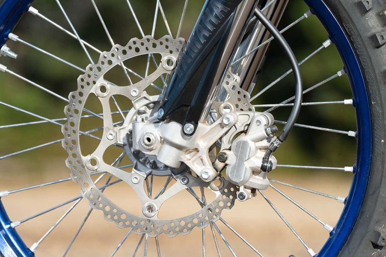 YAMAHA YZ125|ブレーキ|ヤマハの誇る最新モトクロッサーYZシリーズをJNCCチャンピオンが一挙試乗インプレ