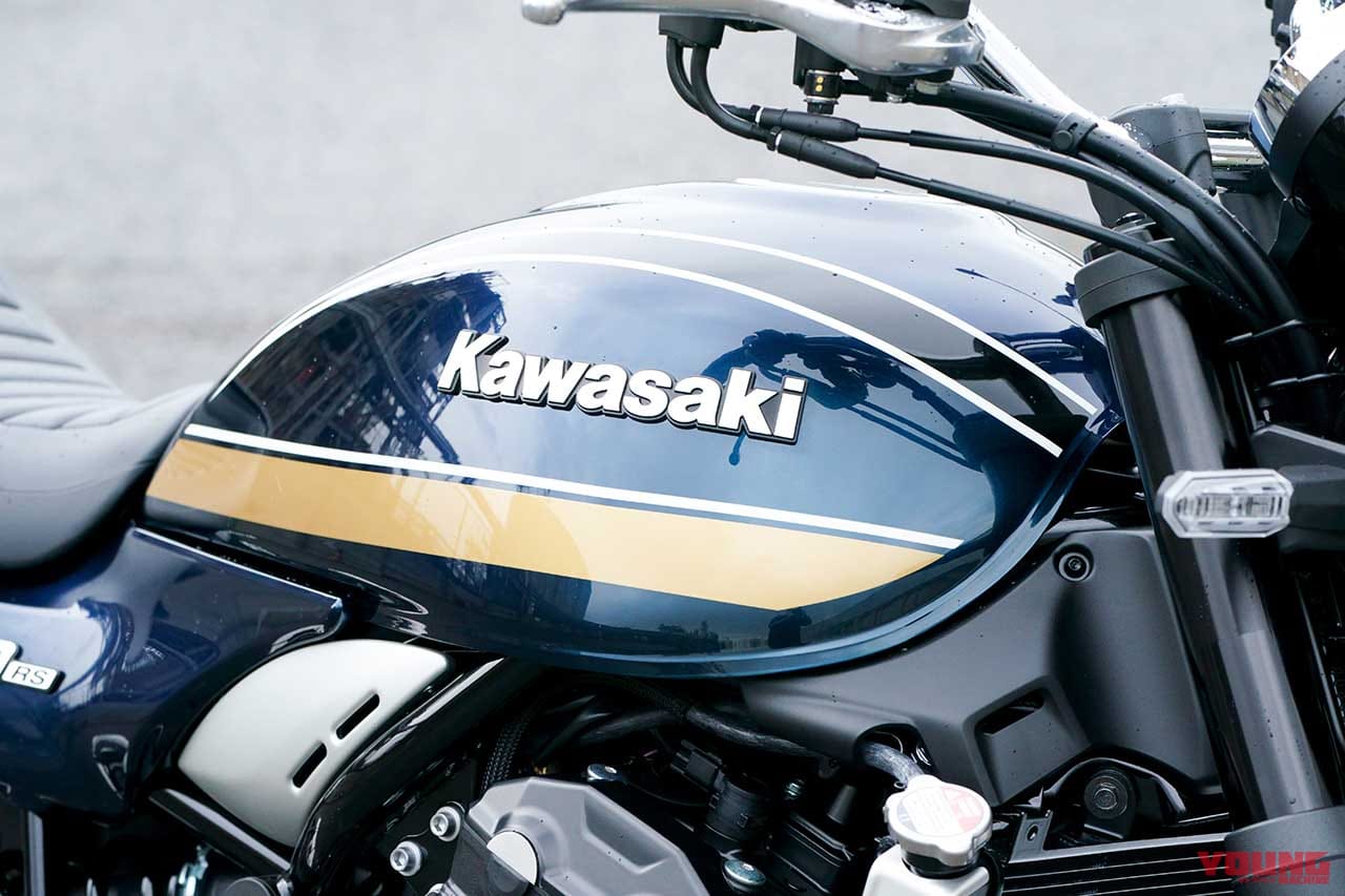 |’22 カワサキZ900RS”青玉虫”を撮り下ろし!【不滅のフォルムが引き立つ美麗ブルー!!】