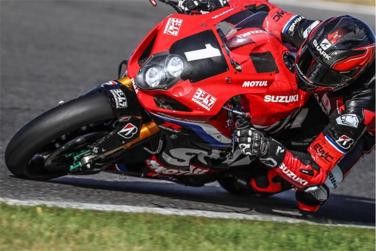 ヨシムラ|SERT Motul|GSX-R1000R|【長瀬智也さんもサプライズ参加】世界耐久チャンピオンを祝う!「ヨシムラSERT Motul」祝勝会開催