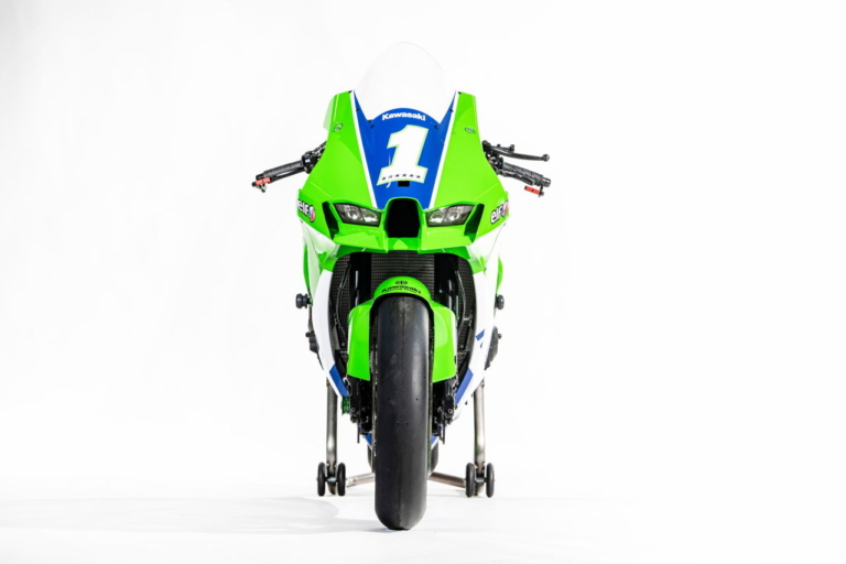Ninja ZX-10RR World SBK|ZXR750レプリカ市販へ!? カワサキ「ニンジャZX-10R/RR」125周年カラーが来春発売か【海外】