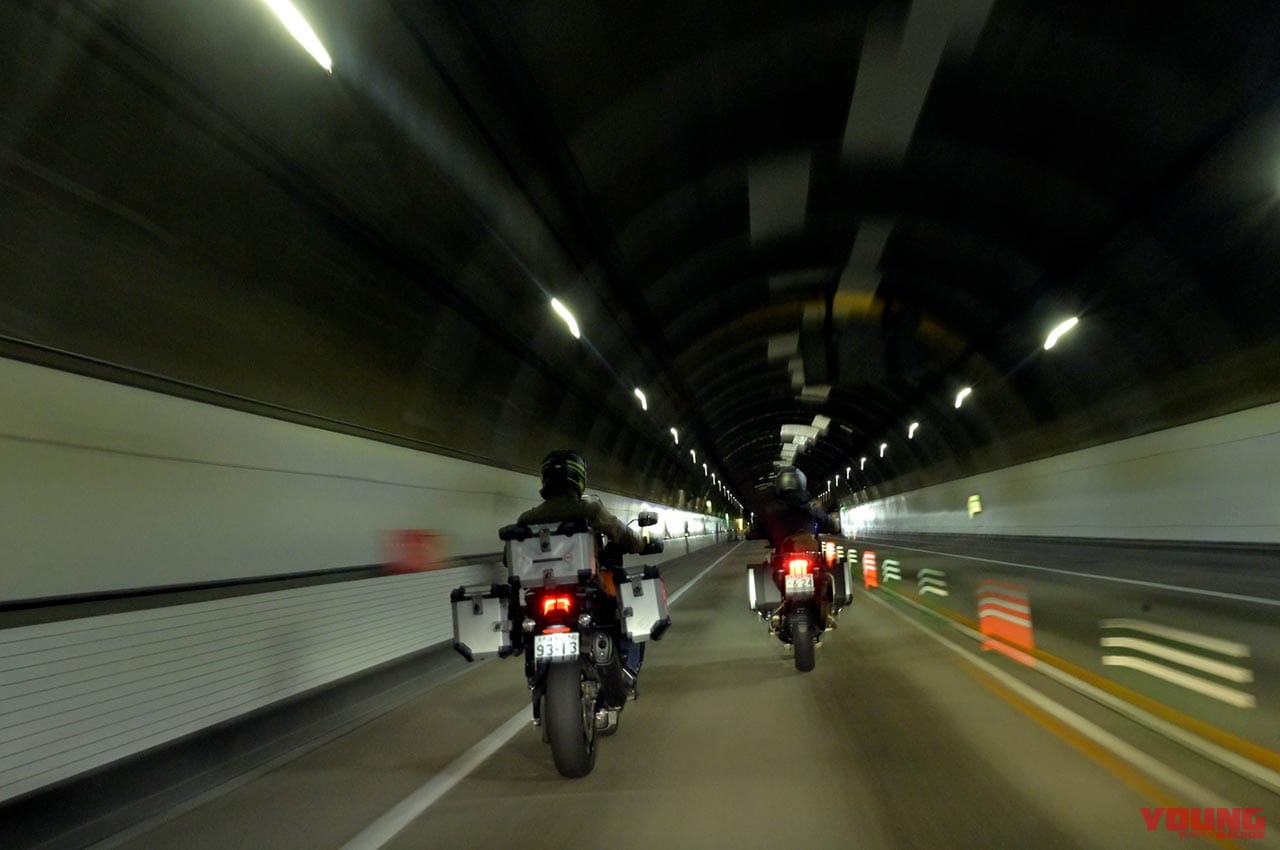 『ウィズハーレー』Vol.10|新旧スポーツスター徹底比較! 『ウィズハーレー』Vol.10発売【カスタム40連発! 誌上スポスタミーティング】