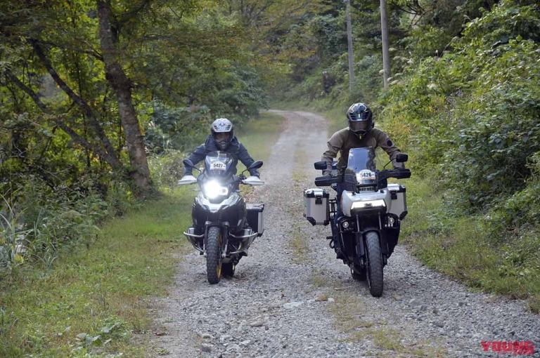 『ウィズハーレー』Vol.10|新旧スポーツスター徹底比較! 『ウィズハーレー』Vol.10発売【カスタム40連発! 誌上スポスタミーティング】