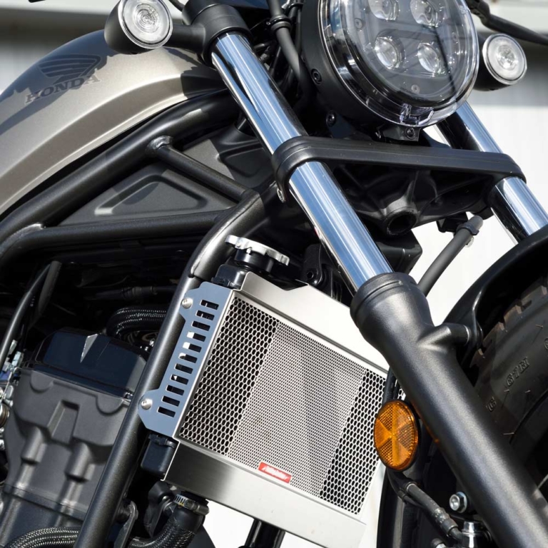 エッチングファクトリー|‘17~レブル250用ラジエターコアガード|レブル1100のラジエターを保護するステンレス製ラジエターコアガード〈エッチングファクトリー〉