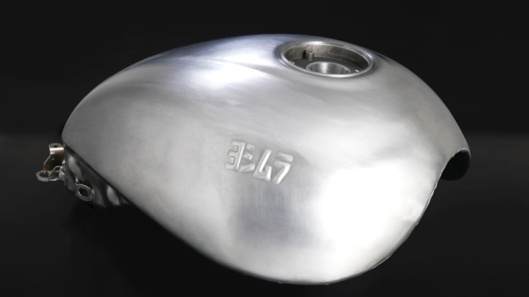 アルミフューエルタンク|ヨシムラに聞く:カワサキ「Z900RS」という存在【超一流ブランドを動かした稀代のモデル】