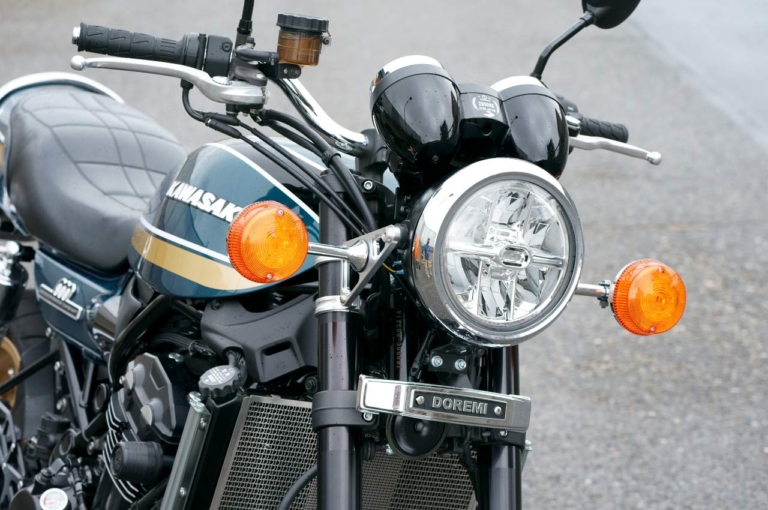 フロントビュー|ドレミコレクションに聞く:カワサキ「Z900RS」という存在【カタチで楽しむバイクの最適解!】