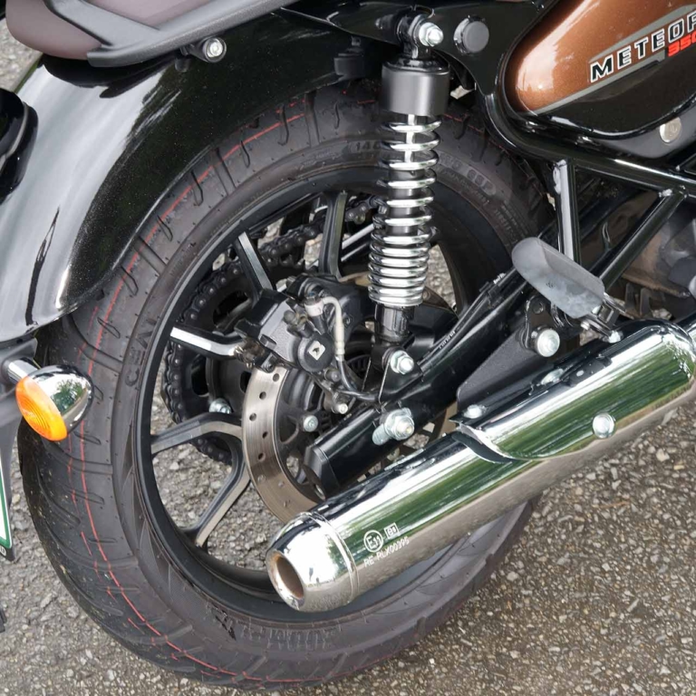 ROYAL ENFIELD METEOR 350 SUPERNOVA|GB350の強力ライバル! ロイヤルエンフィールド メテオ350スーパーノヴァ試乗インプレ【味わい絶妙な空冷単気筒】