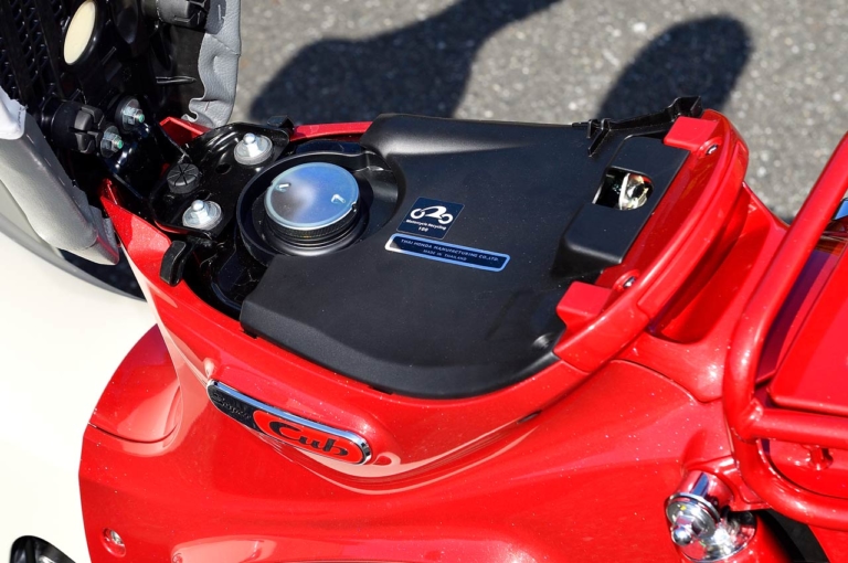 ホンダ スーパーカブC125|ホンダ新型モンキー125&スーパーカブC125インプレッション【車両比較編:新規制対応モデルチェンジ】