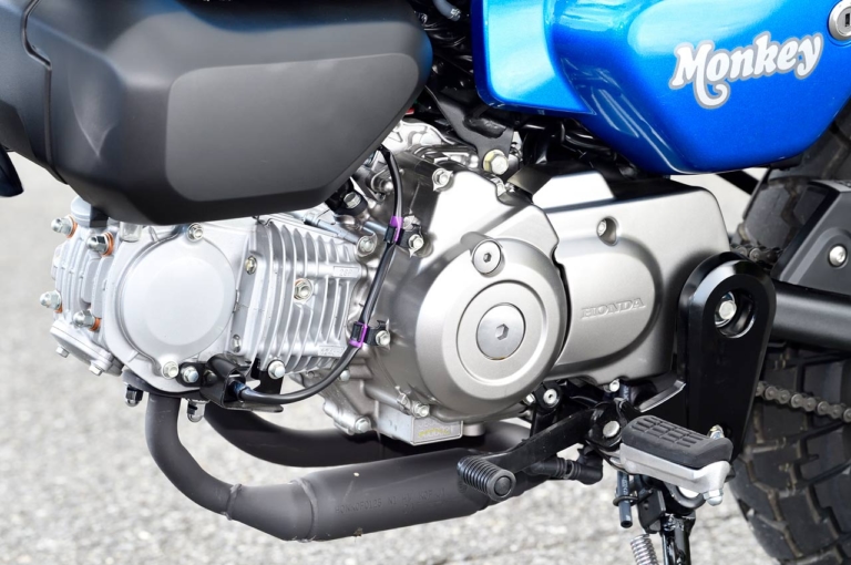 '21 ホンダ モンキー125|エンジン|ホンダ新旧モンキー125徹底比較試乗インプレ【力強さの旧型/上質さの新型】