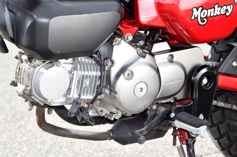 '20 ホンダ モンキー125|エンジン|ホンダ新旧モンキー125徹底比較試乗インプレ【力強さの旧型/上質さの新型】