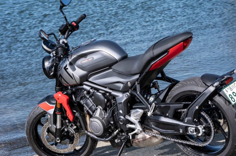 トライアンフ トライデント660|トライアンフ トライデント660再検証インプレ【3気筒エンジンの高揚感は唯一無二!】