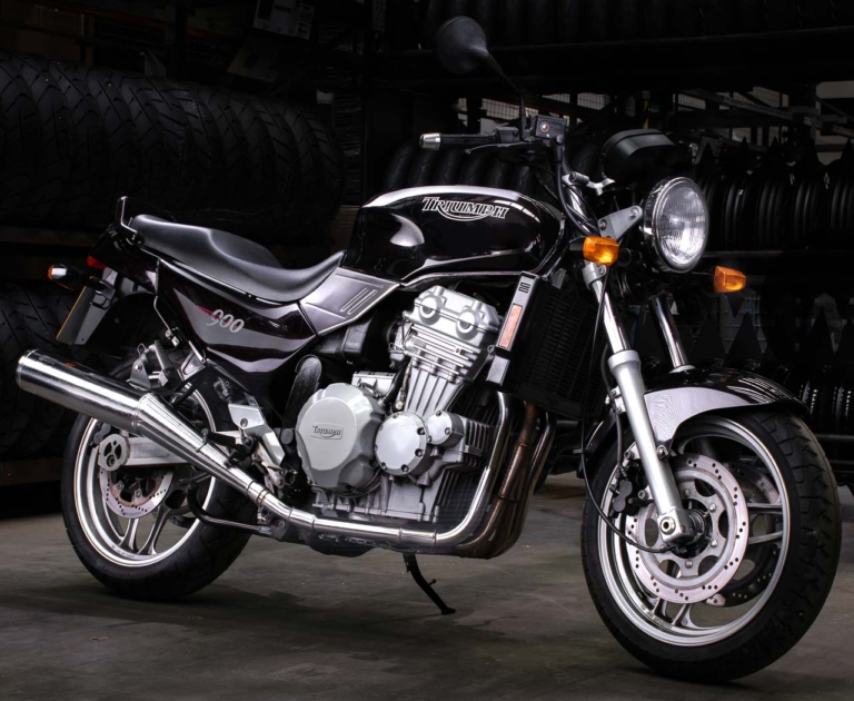 トライアンフ トライデント900|トライアンフ トライデント660再検証インプレ【3気筒エンジンの高揚感は唯一無二!】