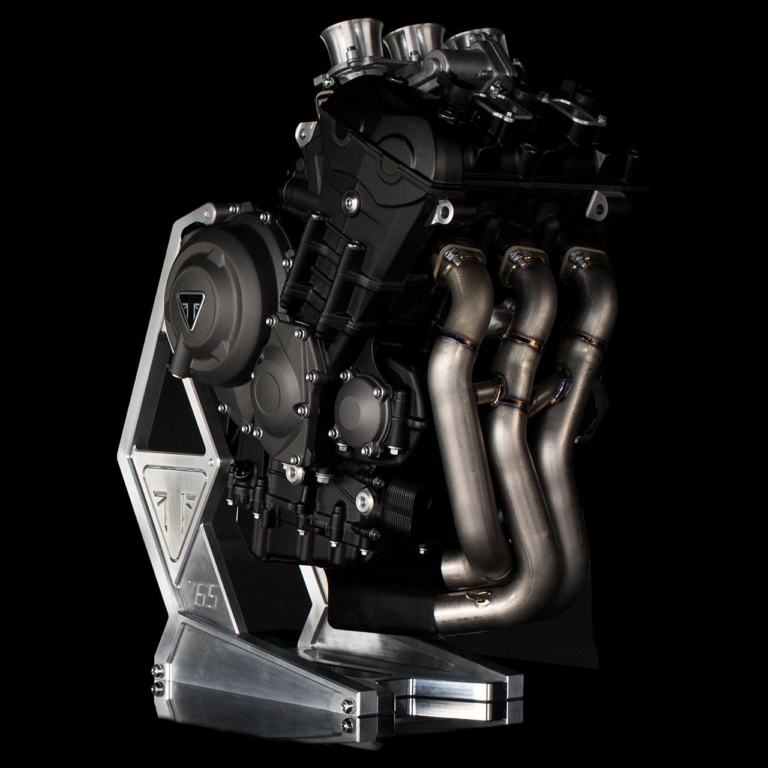 トライアンフ モト2エンジン|トライアンフ トライデント660再検証インプレ【3気筒エンジンの高揚感は唯一無二!】