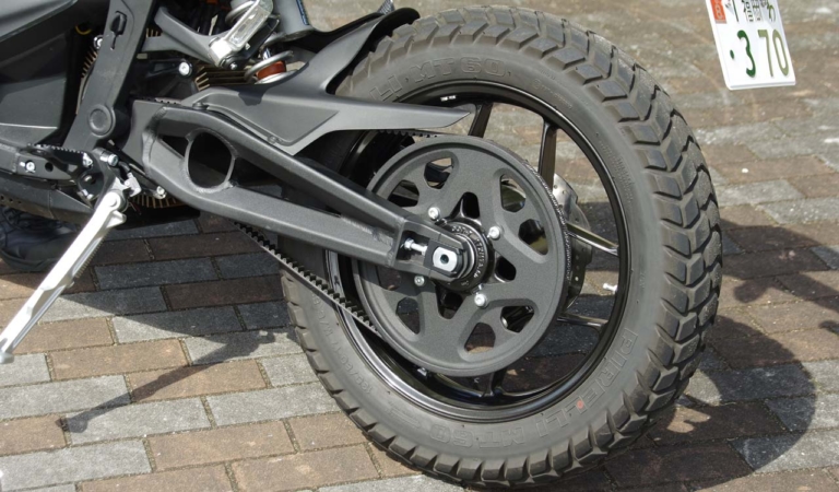 電動バイク|ゼロモーターサイクルズDS|モーターベルト|パワフルな電動デュアルパーパスバイク「ゼロモーターサイクルズDS」試乗インプレッション