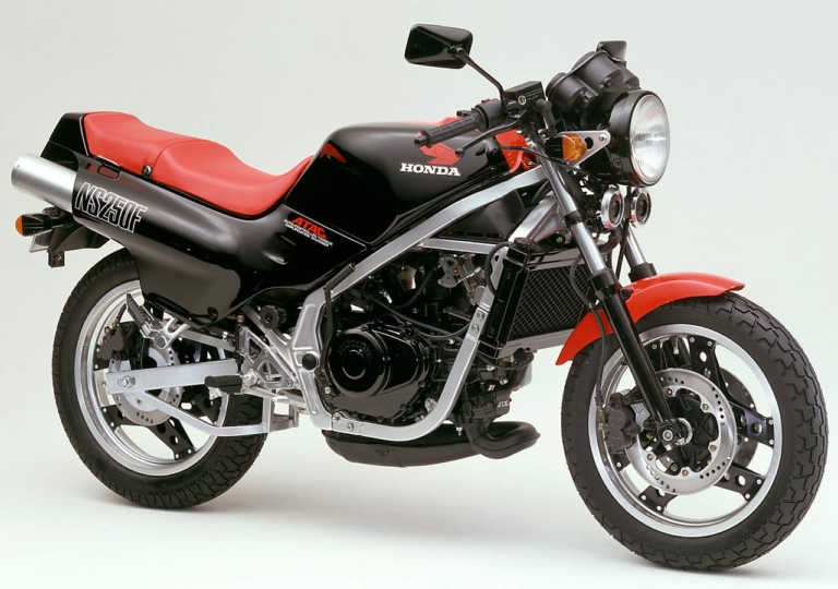 ホンダ NS250F|’80s国産名車「ホンダNS400R」再見【GP500の思想を反映したV3レプリカ】