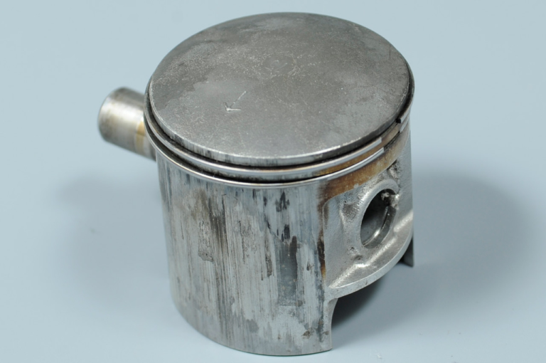 ホンダ NS400R|’80s国産名車・ホンダNS400R完調メンテナンス【弱点というべき要素はほとんど存在せず】