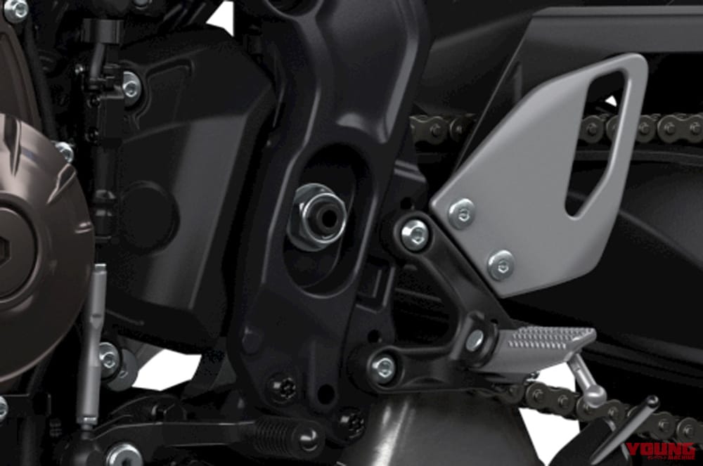 2022 ヤマハ XSR900|ステップ|専用装備で戦闘力増! 新型ヤマハXSR900ディテール詳報〈エンジン&車体編〉