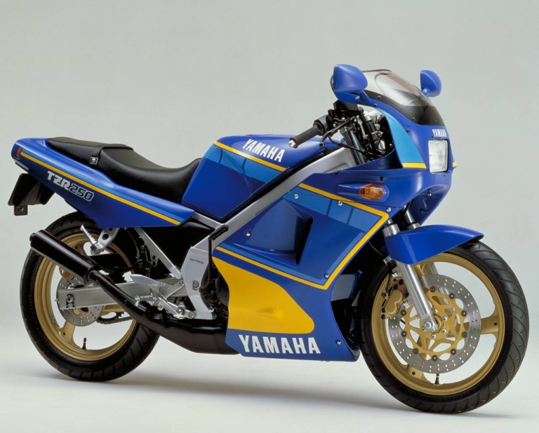 '86 ヤマハTZR250|イジリ心をくすぐる1台! 新型ヤマハXSR900をカスタムし倒す妄想劇場〈前編〉セパハン+シートカウル