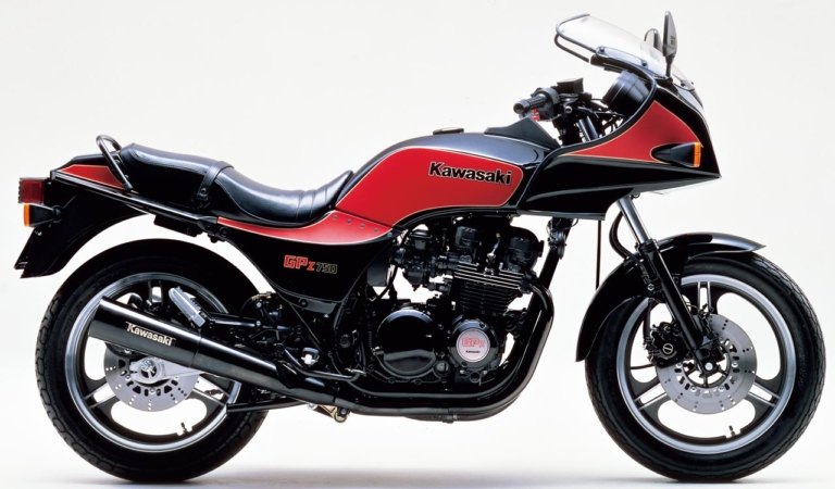 1983 カワサキ GPz750|新型Z650RSの祖= “ザッパー”の系譜を振り返る【長くカワサキを支えた由緒正しき空冷Z】