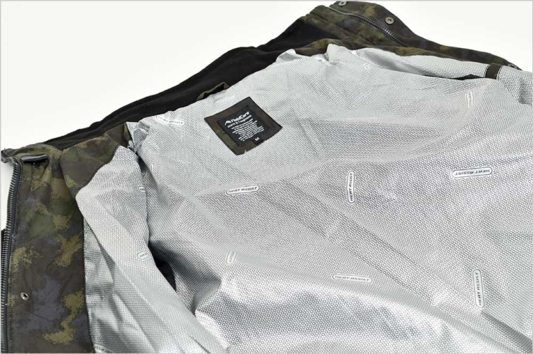 ワークマン|フィールドコア 裏アルミフィールドブルゾン HJ003E|裏地|ワークマン’21-’22秋冬新作コレクション〈アウター編#5〉フィールドコア 裏アルミフィールドブルゾン etc.