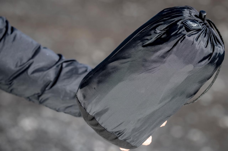 ワークマン|イージス イナレムストレッチレインスーツ NR001|収納袋|ワークマン’21-’22秋冬新作コレクション〈レインアイテム編〉イージス イナレムシリーズ