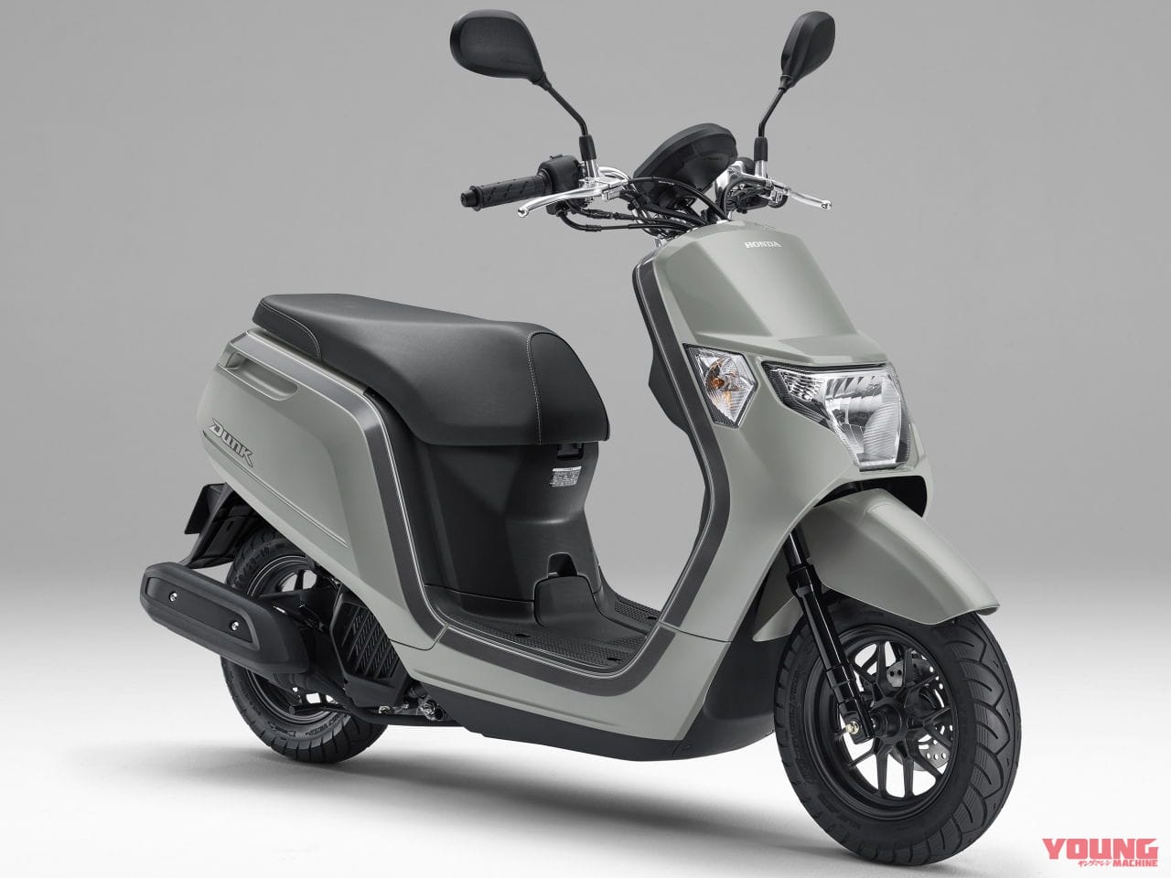 2024 HONDA DUNK|パールディープマッドグレー|ホンダ ダンク〈いま国内で買える新型バイクカタログ|原付一種(50cc以下)〉
