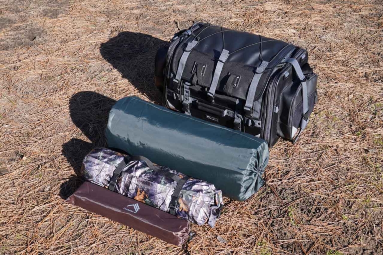 ワークマン|キャンプ|【-1.5℃、寝れんのか!】ワークマンのテント(4900円)でソロキャンプしてみた【発売直前】