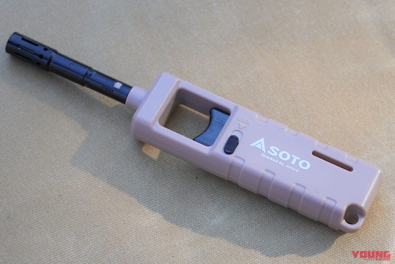 ワークマン|キャンプ|焚き火|【ワークマン・キャンプ用品】焚き火用アイテムが全部揃う! 焦げないウエアはやっぱり安心