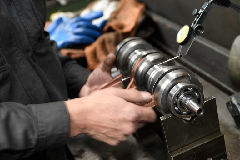 井上ボーリング|エンジンオーバーホール|井上ボーリングの仕事〈#1〉エンジンで世界を笑顔に!!