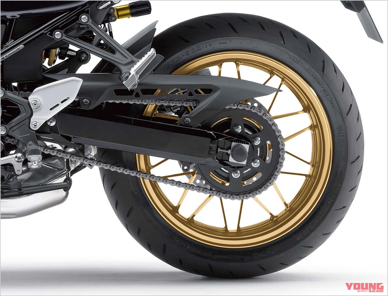 |〈アーカイブ〉カワサキZ900RSシリーズ〈いま国内で買える新型バイクカタログ|大型二輪(1000-751cc)〉【2024】