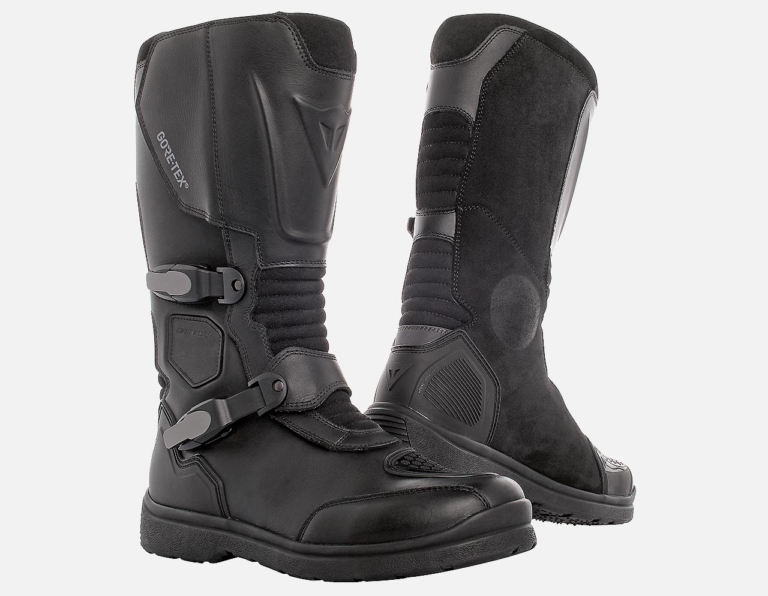 オフロードブーツ|DAINESE|林道ツーリング|CENTAURI GORE-TEX BOOTS|動きやすい防寒ウエアで冬の林道へ!! 最旬ウインタージャケットコレクション〈前編〉