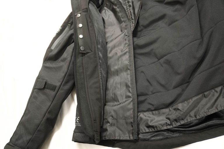 ウインタージャケット|林道ツーリング|ホンダ|プロテクトソフトシェルパーカ|最旬ウインタージャケットコレクション〈後編〉動きやすい防寒ウエアで冬の林道へ!!