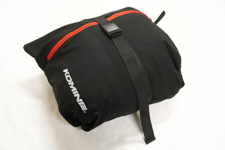 ウインタージャケット|林道ツーリング|コミネ|JK-620 ストレッチャブルポップアップ WP OVER JKT|最旬ウインタージャケットコレクション〈後編〉動きやすい防寒ウエアで冬の林道へ!!