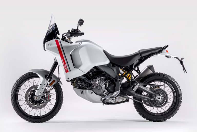 ドゥカティ・デザート・エックス|ドゥカティが本格アドベンチャー「デザートX」を発表! エンジンは水冷Lツイン