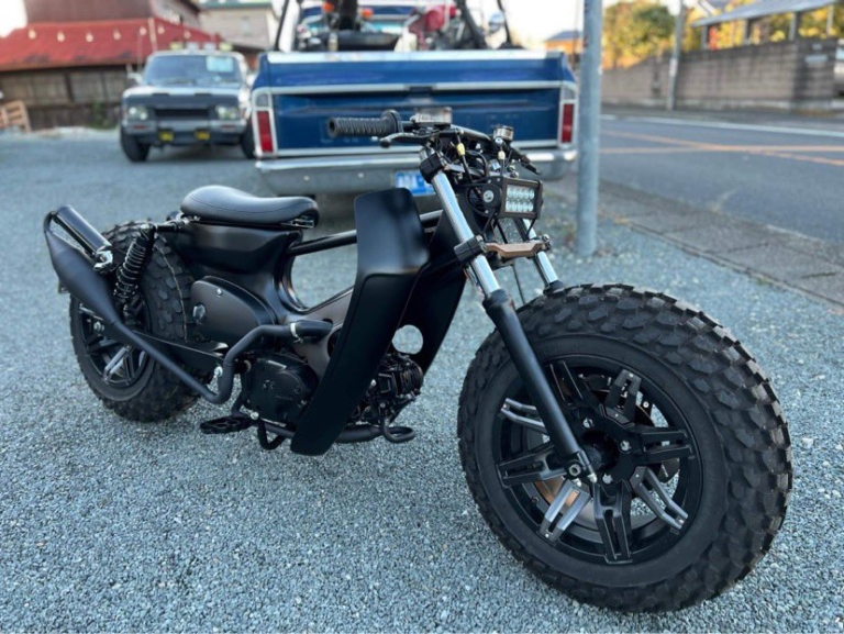 男性に人気 ホンダ カッコいい 値下げ カスタムカブ オートバイ車体