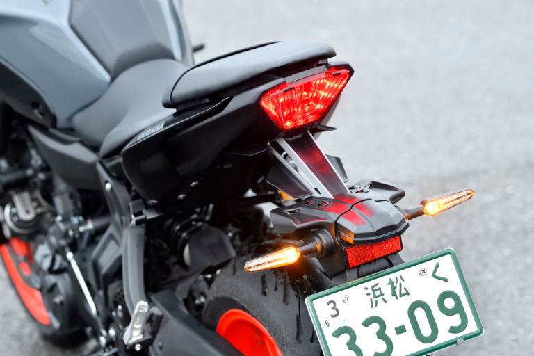 ヤマハMT-07ABS|テールライト|ヤマハMT-07試乗インプレッション【ユーロ5適合の新型、秀逸なバランスは健在】