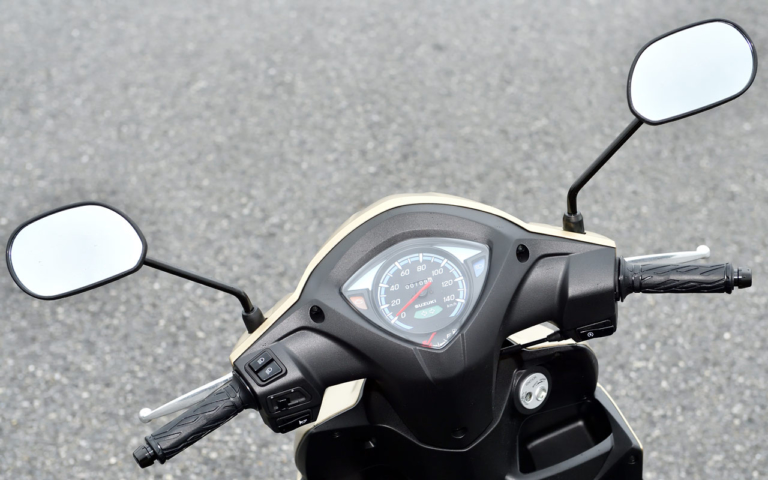 スズキ アドレス110スペシャルエディション|コックピット|スズキ アドレス110スペシャルエディション試乗インプレッション【バランス良好。雨でも恐くない】