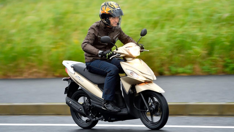 スズキ アドレス110スペシャルエディション試乗インプレッション【バランス良好。雨でも恐くない】