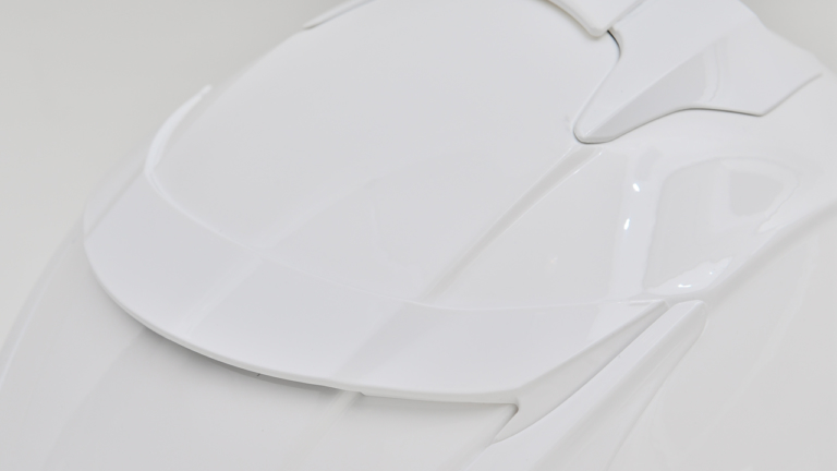 Kabuto F-17|フルフェイスヘルメット|クレストスポイラー|Kabutoのレース対応フラッグシップ「F-17」試用インプレッション【走りに全集中できる逸品】