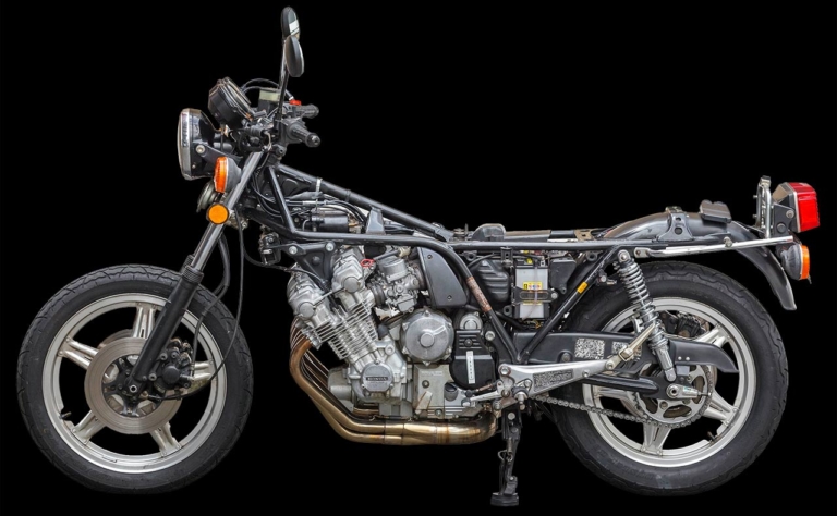 ホンダ CBX 1000|’80s国産名車・ホンダCBX完調メンテナンス【独創的な機構でも固有の弱点はほとんど皆無】