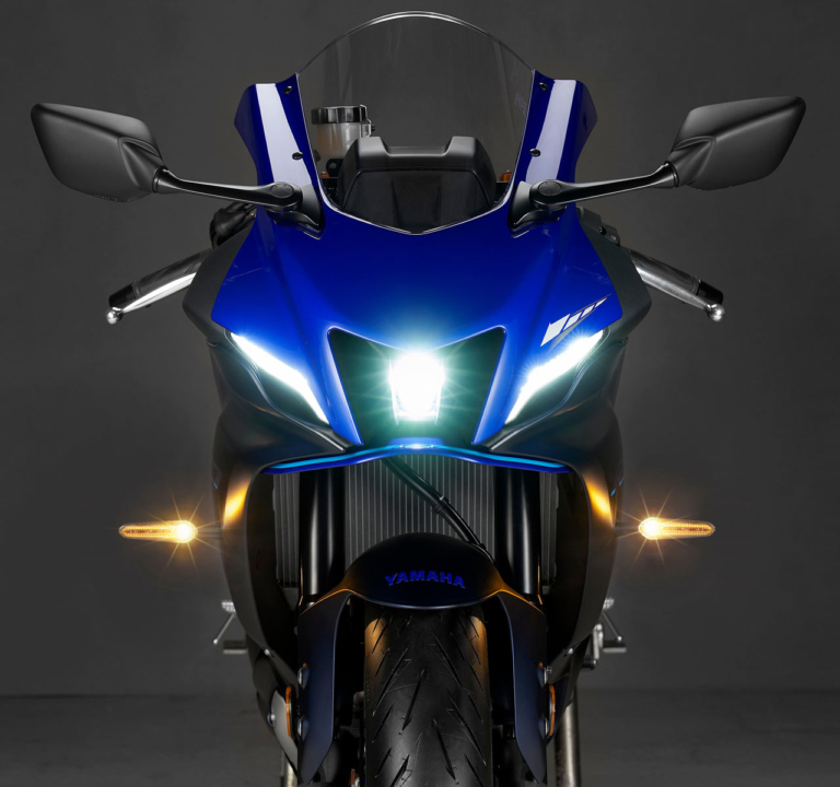 YAMAHA YZF-R7|新型ヤマハYZF-R7海外試乗レポート【幅広い用途で楽しめる1台】