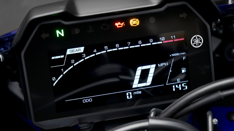 YAMAHA YZF-R7|新型ヤマハYZF-R7海外試乗レポート【幅広い用途で楽しめる1台】