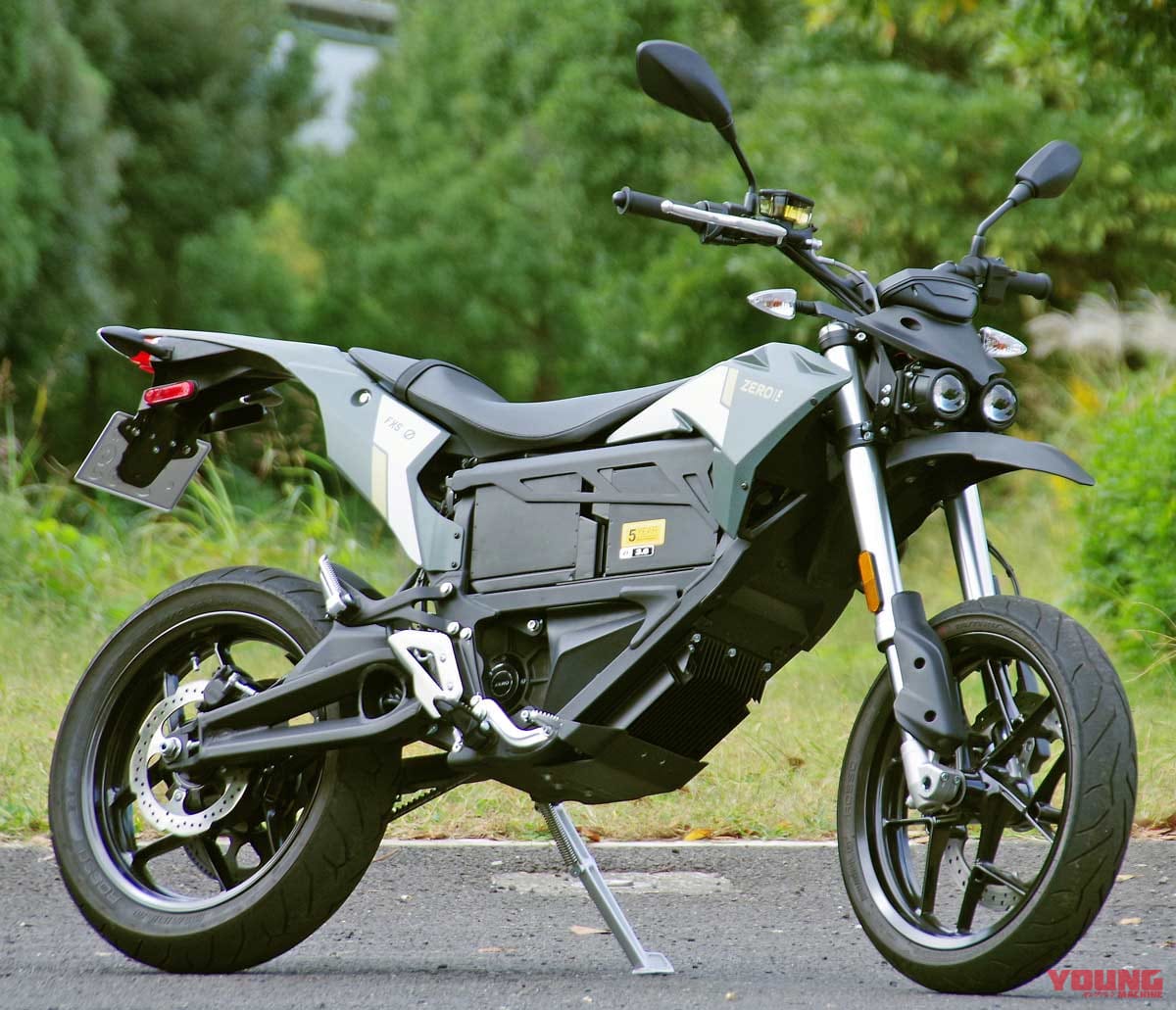 ゼロモーターサイクルズ FXS|軽量&パワフルな電動モタード「ゼロモーターサイクルズ FXS」試乗インプレ【シティライドが楽しいバイク】