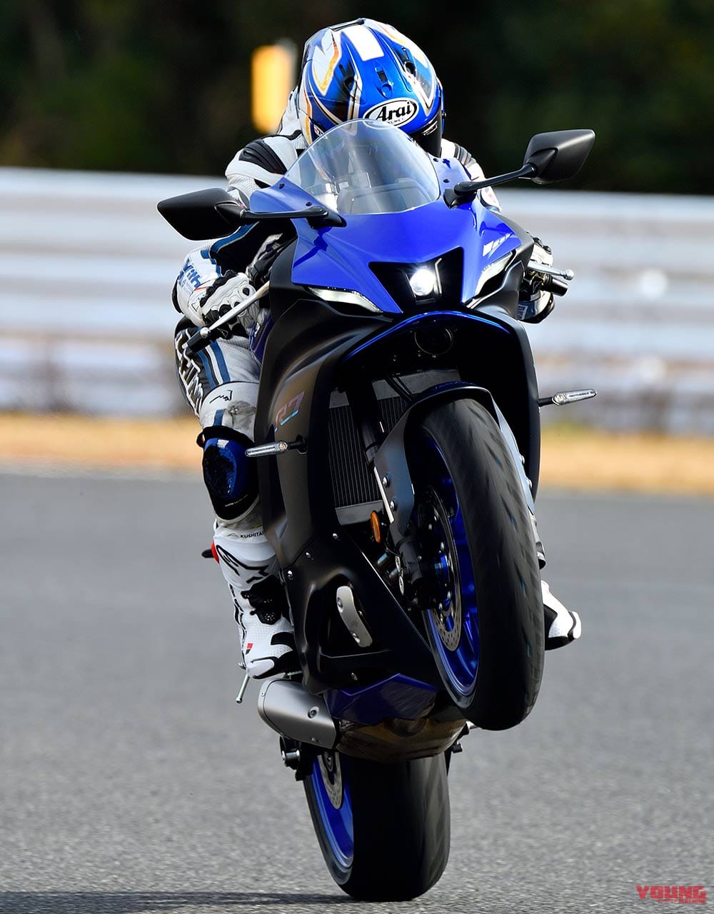 |アンダー100万円のヒジスリバイク! 新型ヤマハYZF-R7〈丸山浩の試乗インプレッション・サーキット編〉