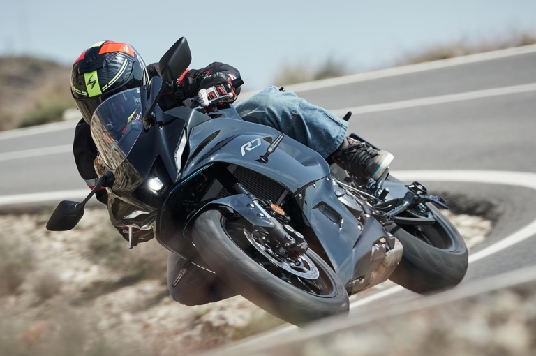 ヤマハ YZF-R7|新型ヤマハYZF-R7開発者インタビュー【目指したのは”走りを極める”楽しさ】
