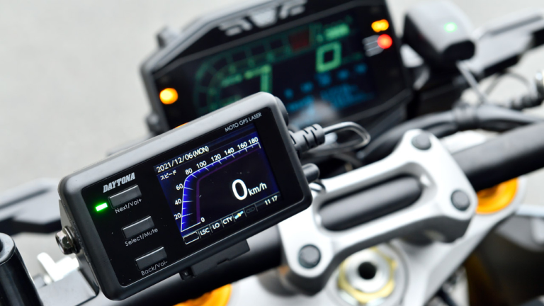 バイク用レーダー探知機　ＭＯＴＯ　ＧＰＳ　ＬＡＳＥＲ　25674◦USBDC変換ケーブル