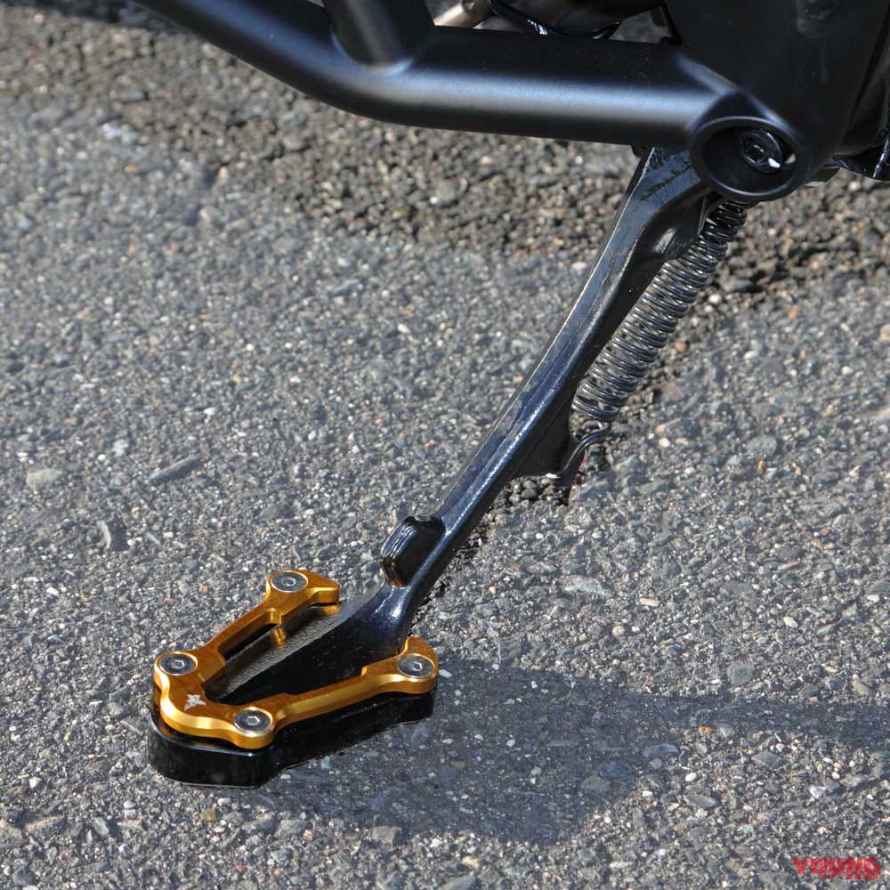 |レブル1100の力強さがさらにアップ! フラットかつ低く構えたスリムなサイレンサー〈アールズギア〉