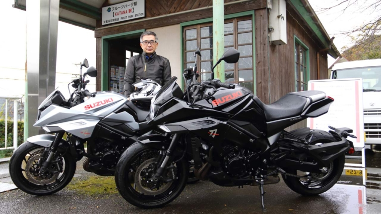 天竜浜名湖鉄道KATANA駅|フルーツパーク駅|スズキ本社のお膝元・浜松に「KATANA駅」誕生【除幕式には鈴木社長の姿も】