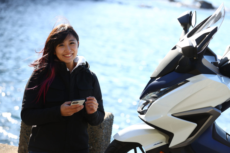 ‘21 ホンダ フォルツァ|岡崎静夏|試乗インプレッション|岡崎静夏のホンダ フォルツァ試乗インプレ【こんな世界もあったんだ! 走りが楽しめるスクーター】